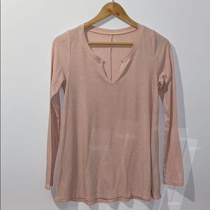 Hollister Pink V-Neck Long Sleeve Shirt Medium